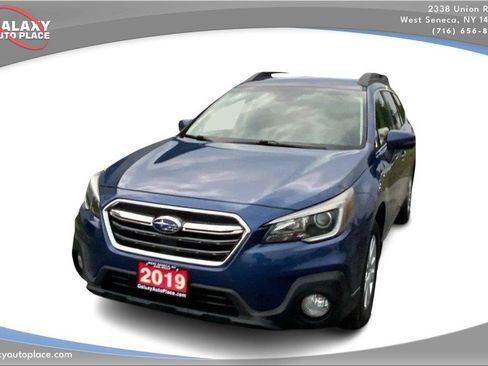 Used 2019 Subaru Outback 2.5i Premium AWD/4WD image 2