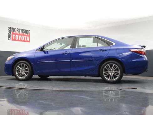 Used 2015 Toyota Camry SE image 25