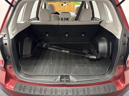 Used 2015 Subaru Forester 2.5i w/ Alloy Wheel Package image 14