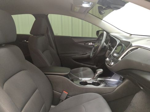Used 2022 Chevrolet Malibu RS FWD image 21