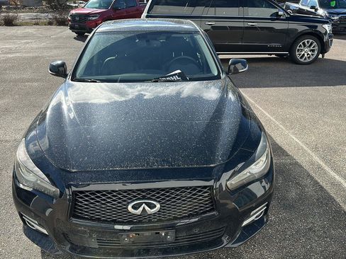 Used 2017 INFINITI Q50 3.0t Premium w/ Driver Assistance Package image 8