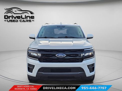 Used 2024 Ford Expedition Max XLT image 2