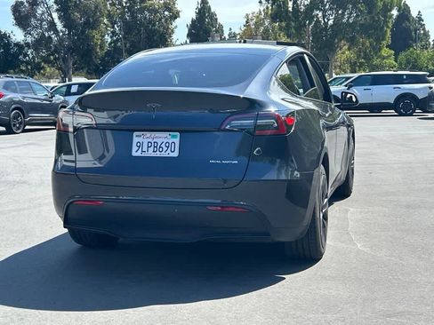 Used 2024 Tesla Model Y Long Range AWD/4WD image 3