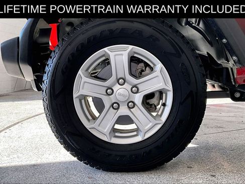 Used 2022 Jeep Wrangler Unlimited Sport image 12