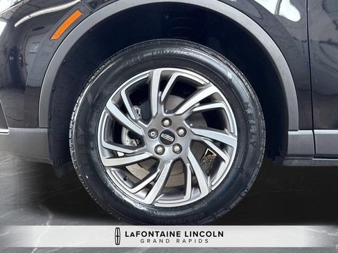 Certified 2024 Lincoln Corsair AWD image 2