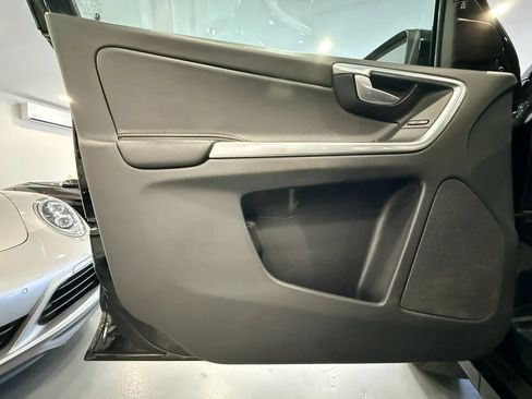 Used 2017 Volvo XC60 T6 Dynamic w/ Preferred Option Package AWD/4WD image 29