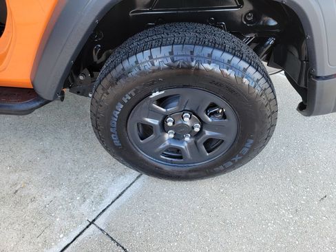 Used 2025 Jeep Wrangler Sport AWD/4WD image 20