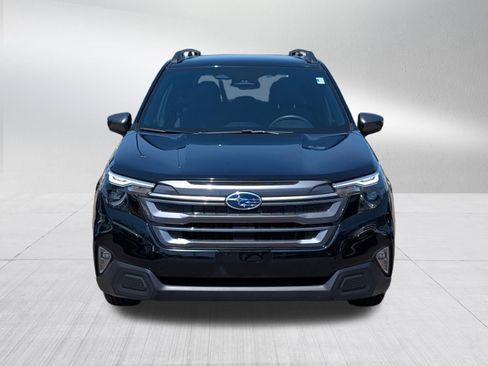 Certified 2025 Subaru Forester Premium AWD/4WD image 2
