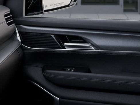 New 2025 Jeep Wagoneer 4WD w/ Convenience Group I image 25