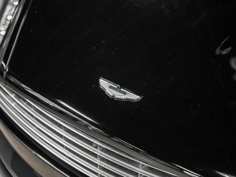 Used 2015 Aston Martin DB9 Volante image 11