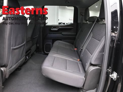 Used 2023 Chevrolet Silverado 1500 LT AWD/4WD image 23