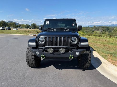 Used 2021 Jeep Wrangler Unlimited Sport AWD/4WD image 2