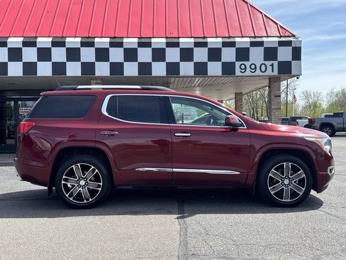 Used 2017 GMC Acadia Denali w/ Technology Package AWD/4WD image 8