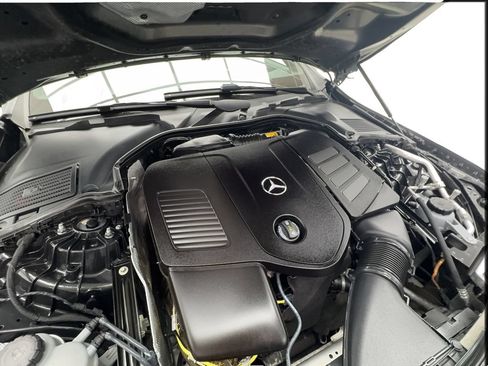 Used 2025 Mercedes-Benz CLE 300 4MATIC Coupe image 19