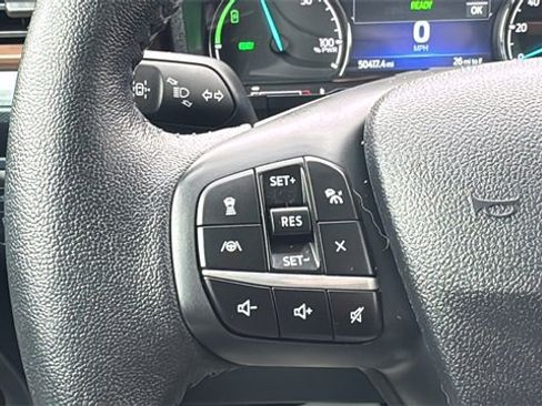 Certified 2022 Ford Maverick Lariat w/ Lariat Luxury Package image 17