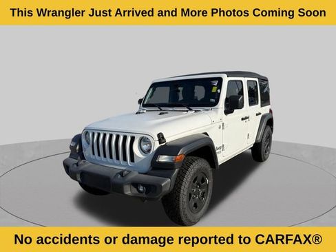 Used 2020 Jeep Wrangler Unlimited Sport AWD/4WD image 2