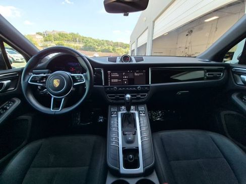 Used 2021 Porsche Macan AWD/4WD image 19