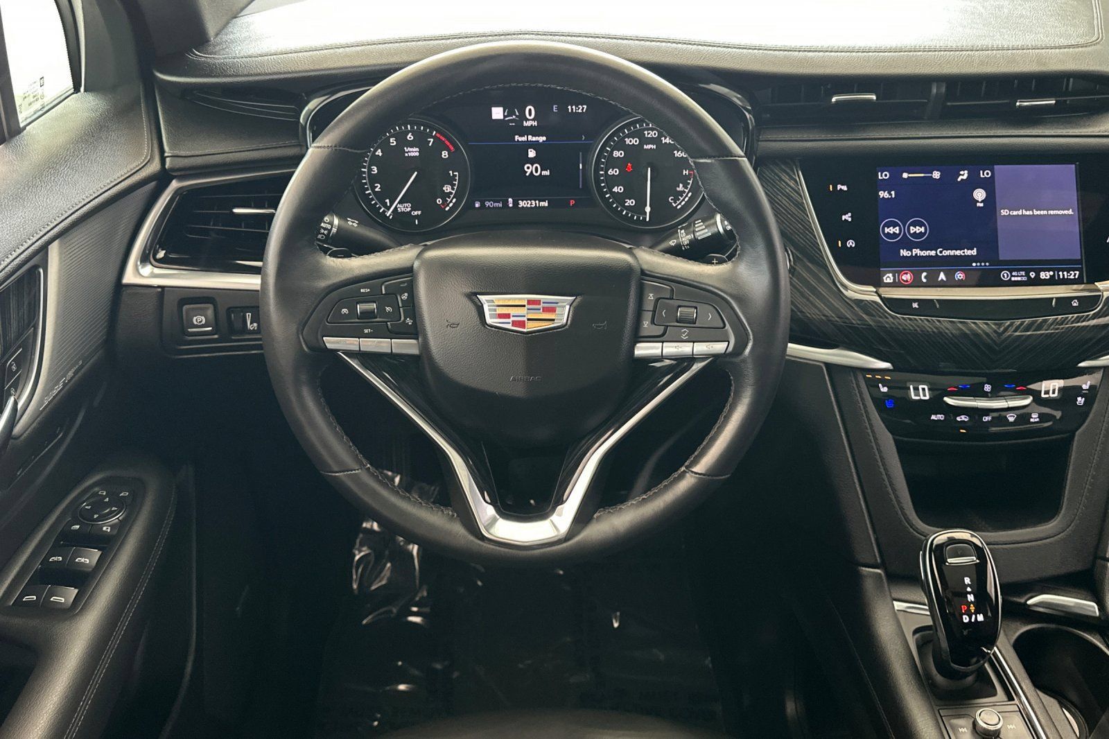Used 2024 Cadillac XT6 Premium Luxury w/ Technology Package FWD image 17