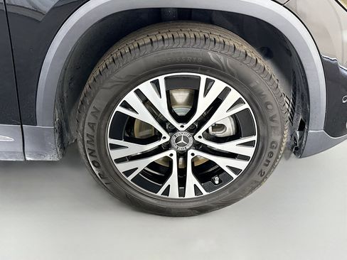 Used 2025 Mercedes-Benz GLA 250 image 32