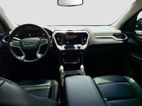 Used 2023 GMC Acadia SLT AWD/4WD image 18