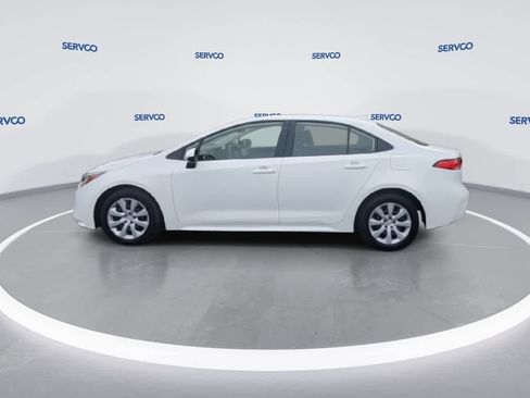 Used 2023 Toyota Corolla LE image 5