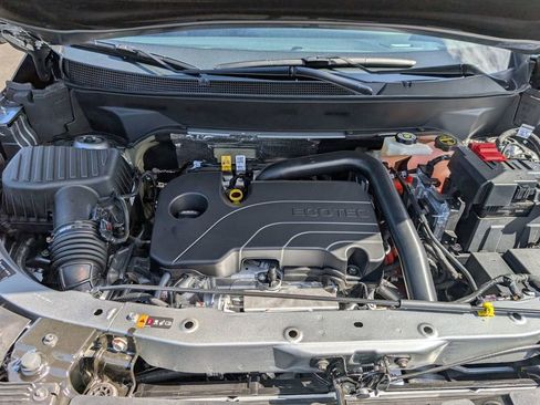 New 2026 Chevrolet Equinox RS w/ LPO, Floor Liner Package FWD image 12