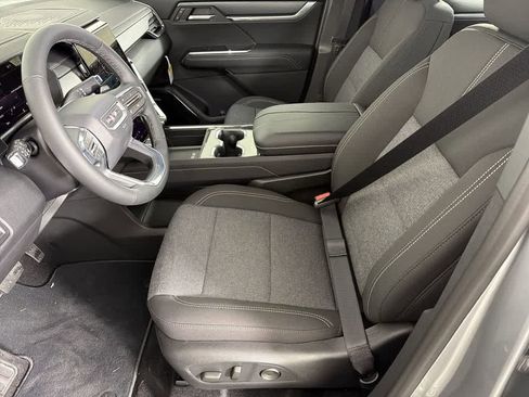 New 2026 GMC Acadia Elevation image 13