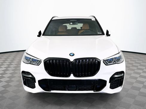 Used 2022 BMW X5 M50i w/ Executive Package AWD/4WD image 3