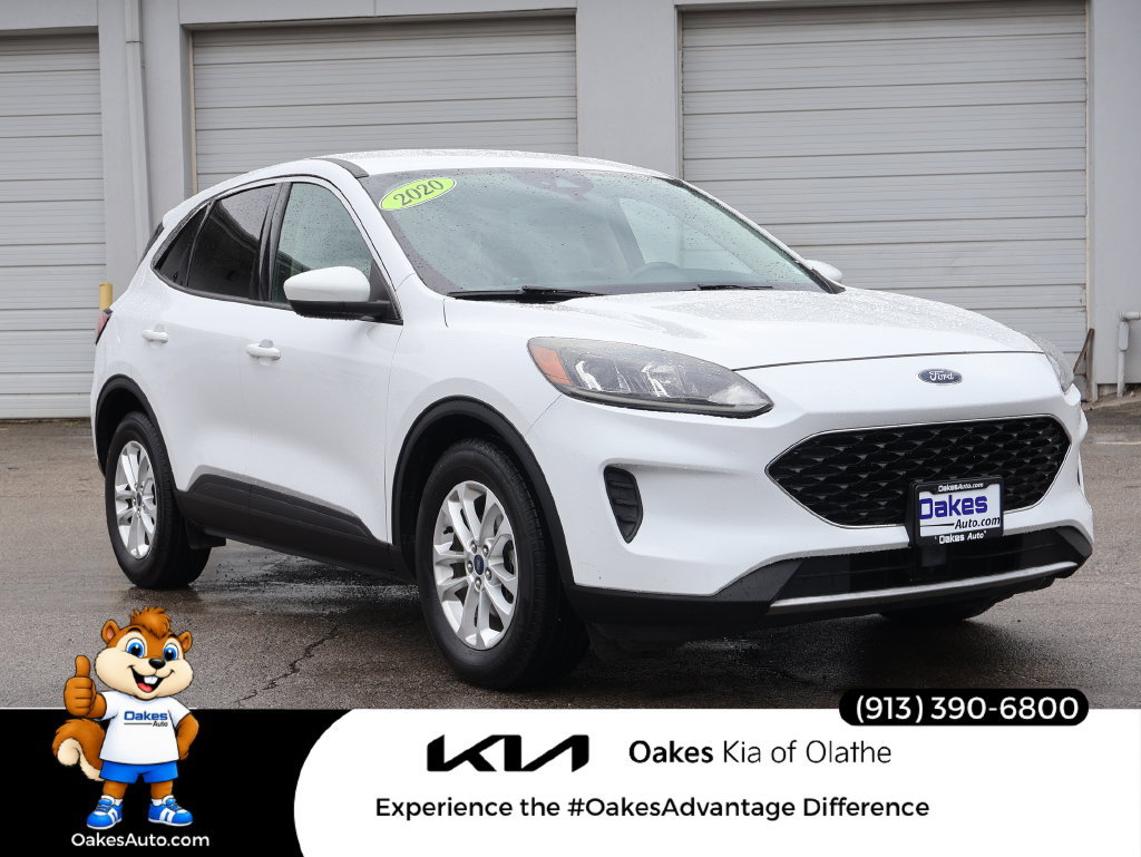 Used 2020 Ford Escape SE FWD image 1