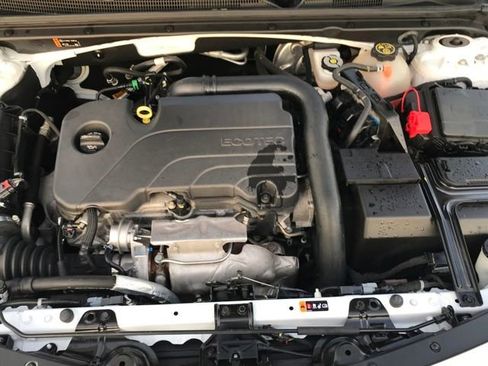 Used 2022 Chevrolet Malibu RS image 20