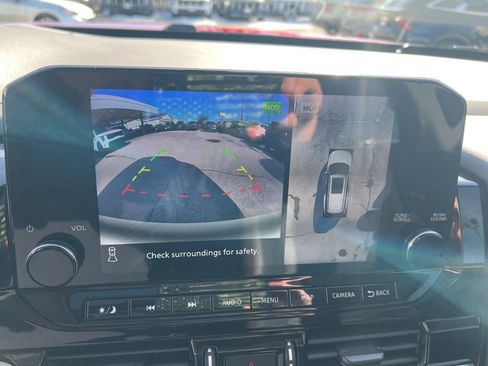 Certified 2024 Nissan Pathfinder Platinum image 55