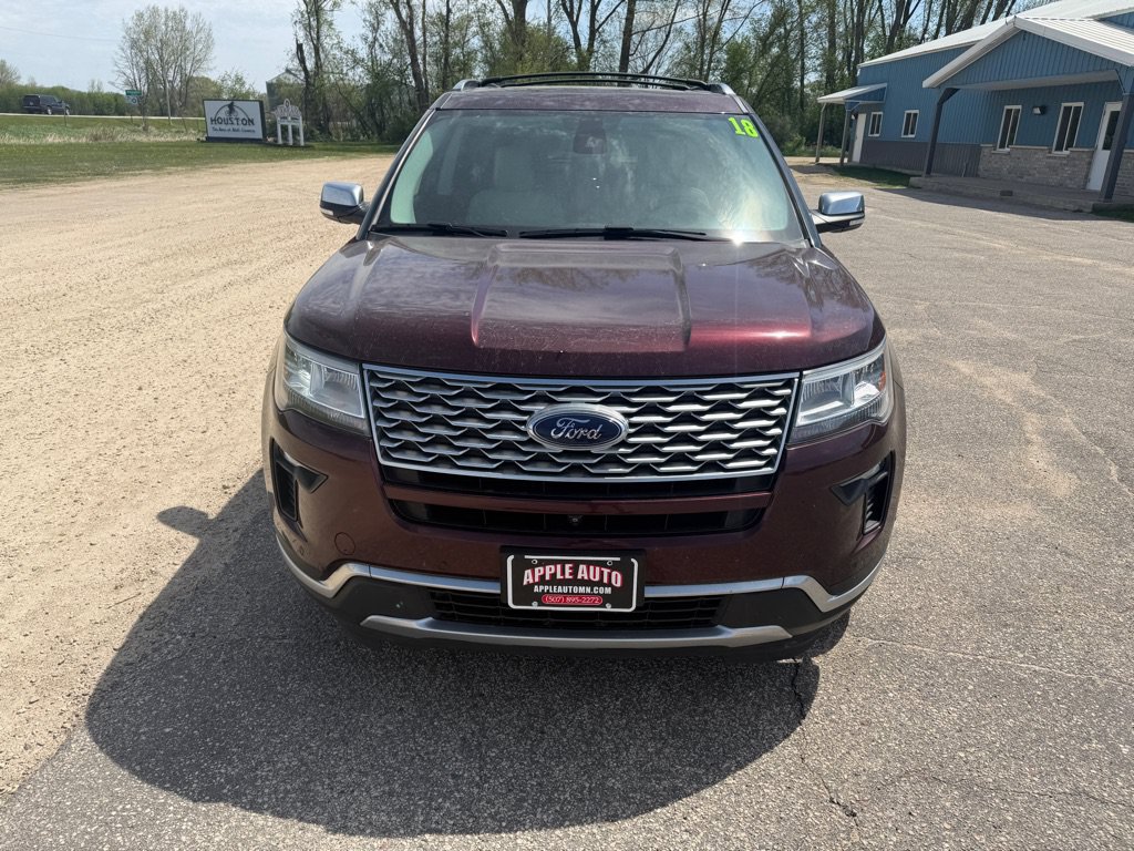 Used 2018 Ford Explorer Platinum AWD/4WD image 3