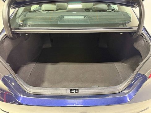 Used 2022 Toyota Camry XSE image 39