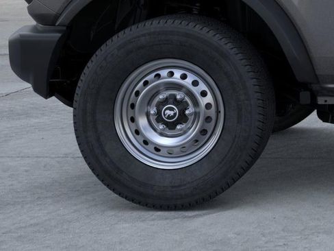 New 2025 Ford Bronco 4-Door image 21