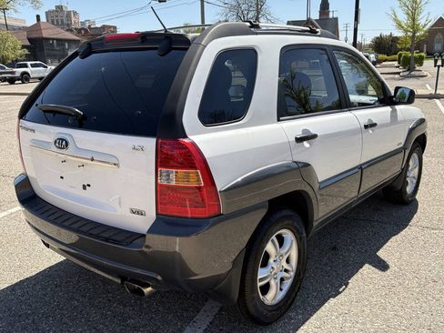 Used 2007 Kia Sportage LX w/ Sport Pkg AWD/4WD image 9