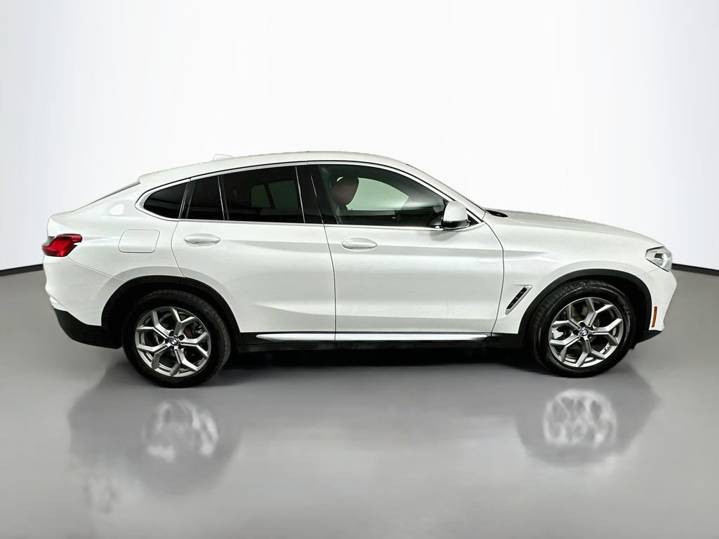 Used 2021 BMW X4 xDrive30i w/ Premium Package AWD/4WD image 4