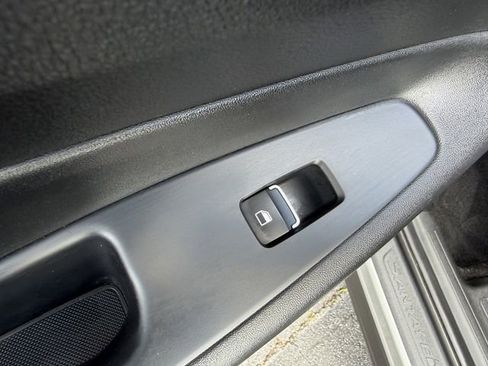 Used 2023 Hyundai Santa Fe SEL image 28