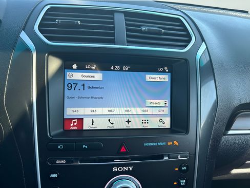 Used 2017 Ford Explorer Limited AWD/4WD image 14