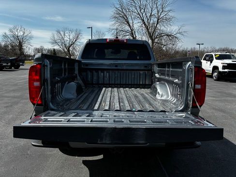 Used 2022 Chevrolet Colorado LT w/ Fleet Safety Package image 7