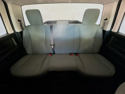 Used 2018 RAM 2500 Tradesman w/ Chrome Appearance Group AWD/4WD image 13