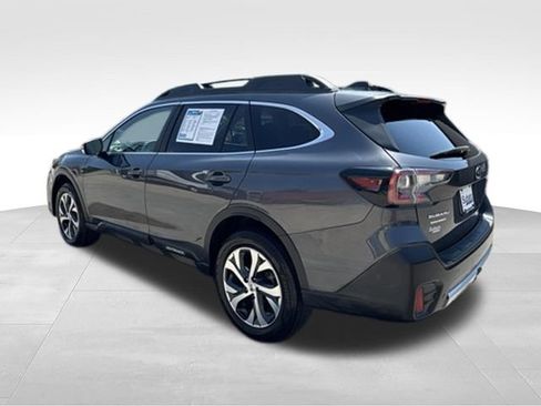 Used 2020 Subaru Outback Limited AWD/4WD image 5