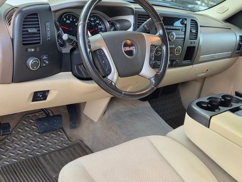 Used 2013 GMC Sierra 2500 SLE w/ SLE Preferred Package image 19