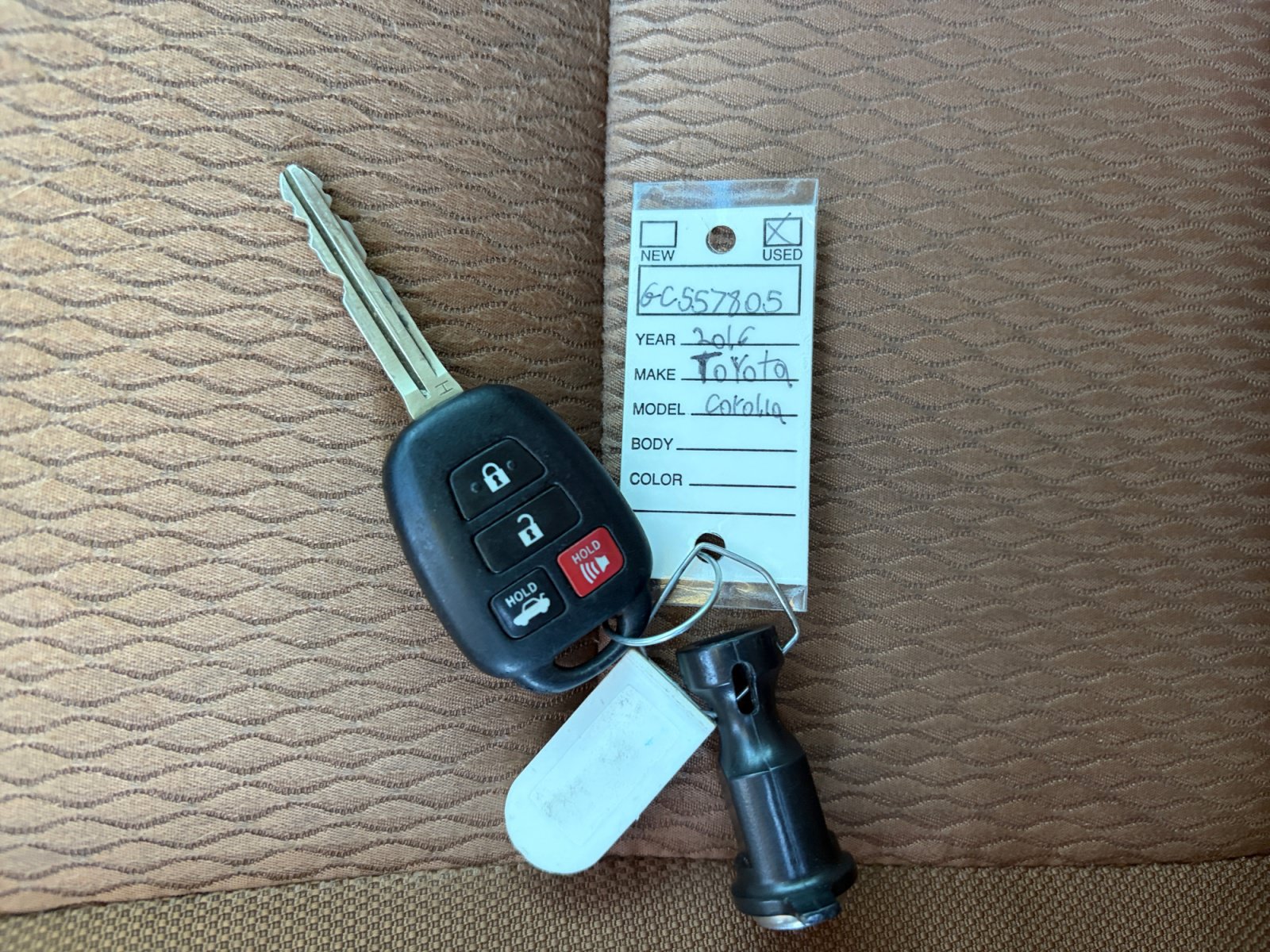Used 2016 Toyota Corolla LE FWD image 32