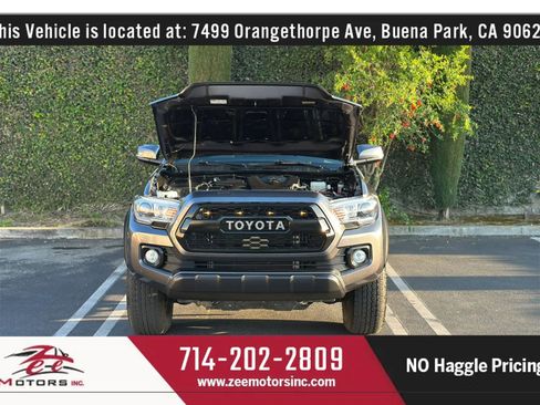 Used 2022 Toyota Tacoma TRD Off-Road image 15
