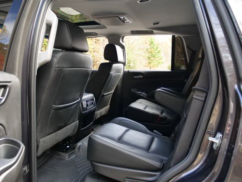 Used 2018 Chevrolet Tahoe LT image 26