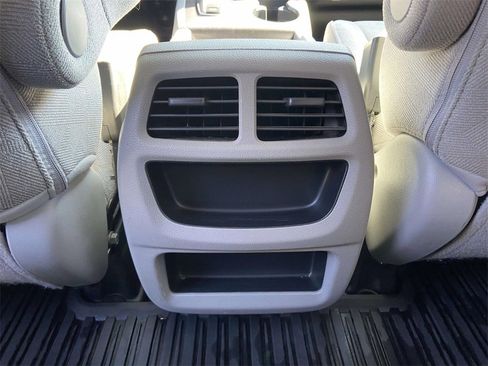 Used 2021 Honda Pilot LX image 17