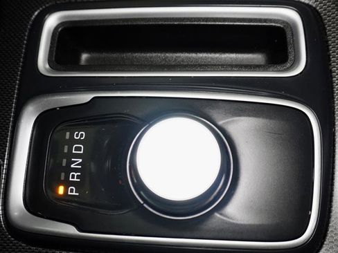 Used 2016 Chrysler 300 S image 26