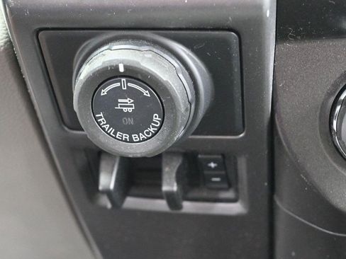 Used 2020 Ford F150 XLT w/ Equipment Group 302A Luxury AWD/4WD image 27