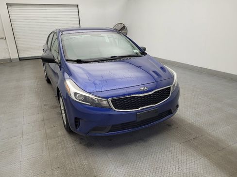 Used 2017 Kia Forte LX image 14