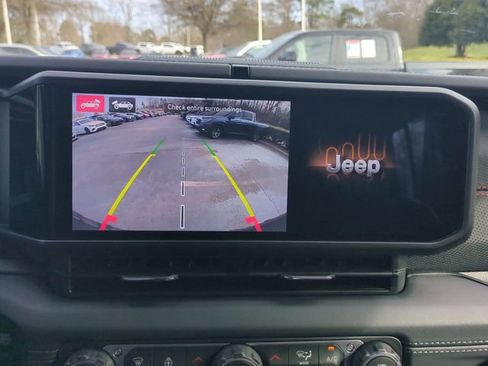 New 2026 Jeep Wrangler Unlimited Rubicon 392 w/ Quick Order Package 27X Moab AWD/4WD image 18